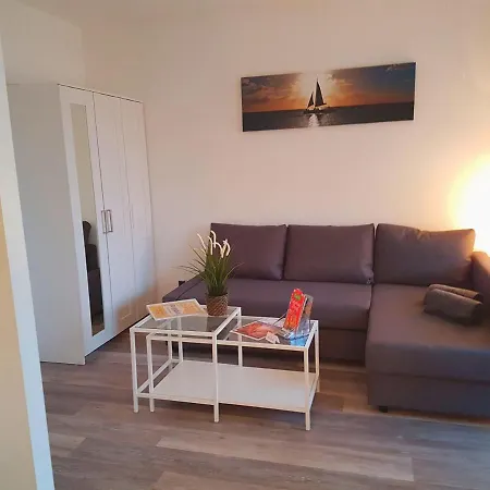 Urlaub Und Erholung Mit Charme Und Stil Auf Ruegen Apartmán *