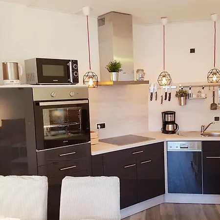 Lejlighed Urlaub Und Erholung Mit Charme Und Stil Auf Ruegen *