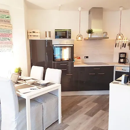 Lejlighed Urlaub Und Erholung Mit Charme Und Stil Auf Ruegen *